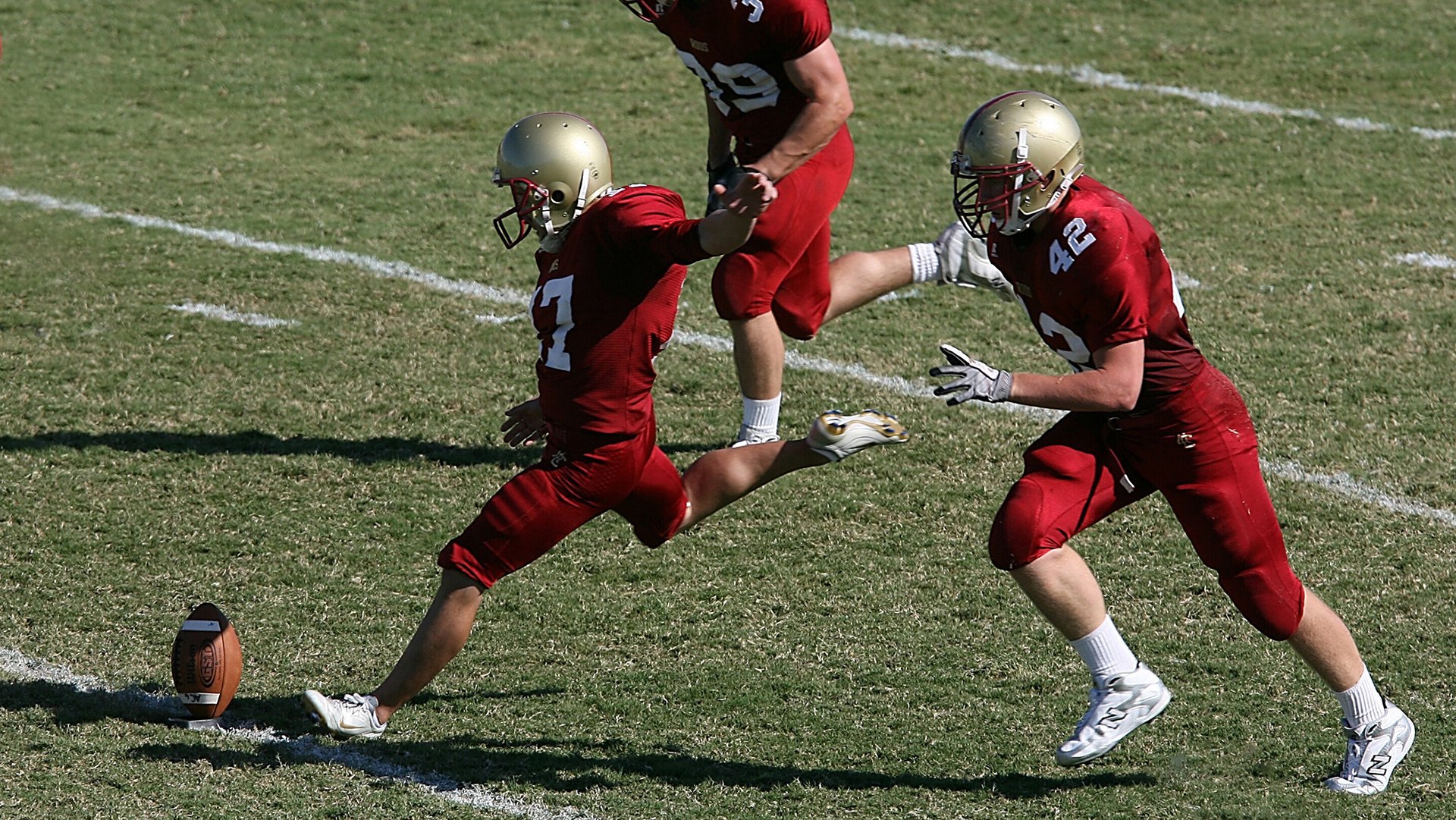 《电竞节庆活动不断：打造全民电竞狂欢盛典》，电竞节主题