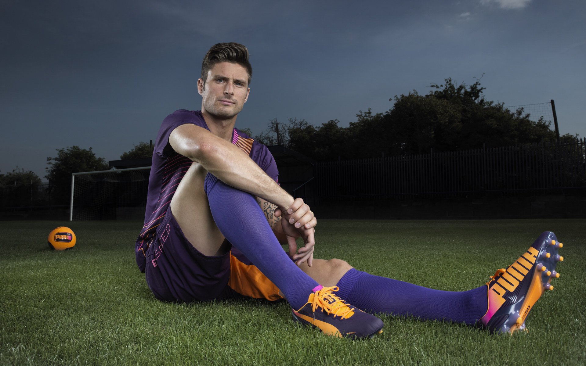 主播与职业战队合作模式日渐成熟，职业队和主播大神区别