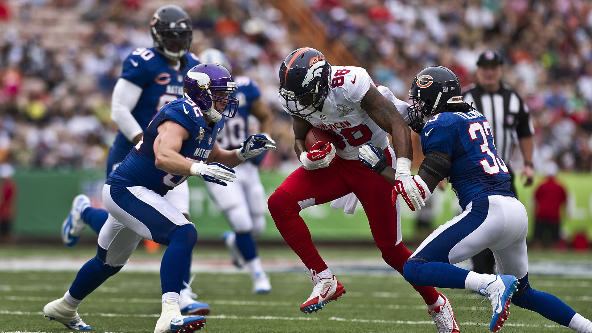 战术大战:教练PK看谁更胜一筹,教练布置战术